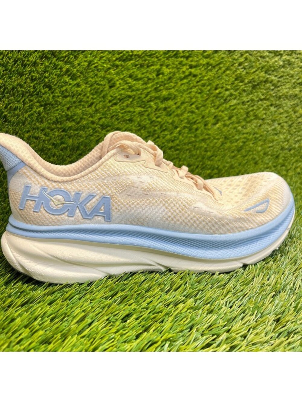 Hoka One One Clifton 9 Womens Size 9.5 Beige Athletic Running Shoes Sneakers